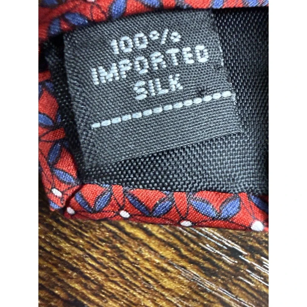 Croft & Barrow‎ Red Blue 100% IMPORTED SILK Mens Tie Classic 57